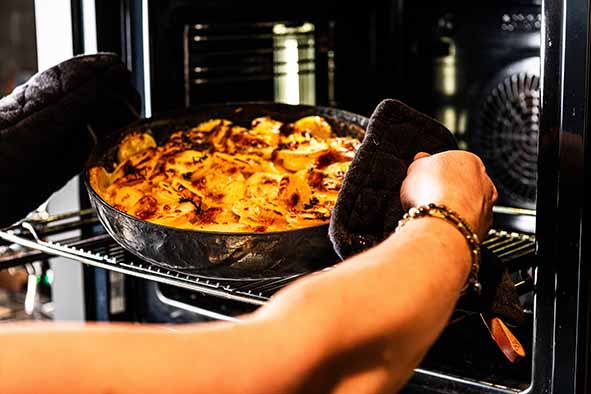 Forged Essentials bakpan Ø28 met dubbele handgrepen voor alle vuren incl. inductie