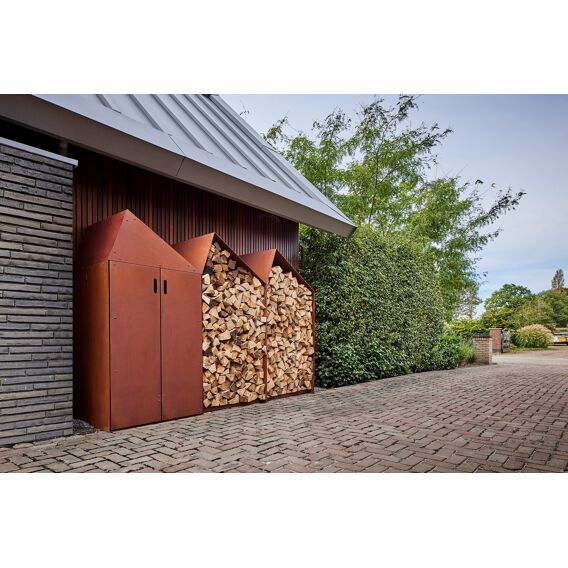 Houtopslag Sheddak Met Deur